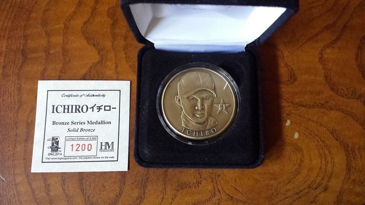 Highland Mint Bronze Mini Coin ICHIRO SUZUKI serial number #1200 