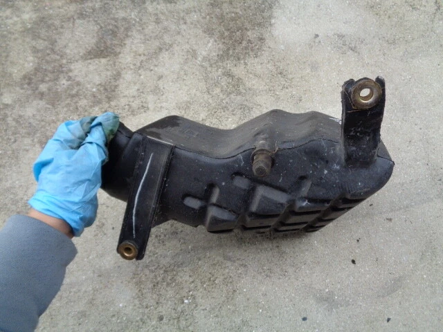 2005 NISSAN QUEST НИЖНИЙ ВОЗДУХООЧИСТИТЕЛЬ ВПУСКНОЙ РЕЗОНАТОР КОРОБКА P #16585-8J001 OEM - Изображение 2 из 4