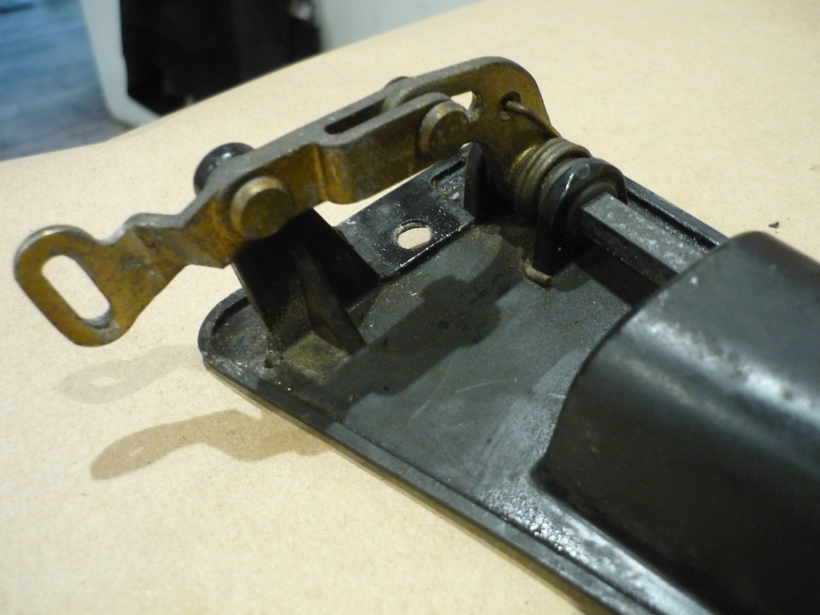 Ferrari 512 TR, Testarossa - LH Door Outer Handle - P/N 61506700