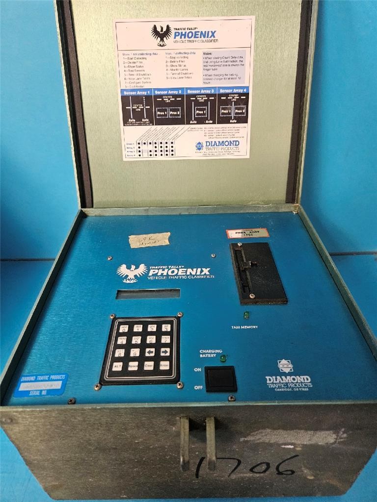 Diamond Traffic Products Traffic Tally Phoenix Vehicle Classifier In Metal Case