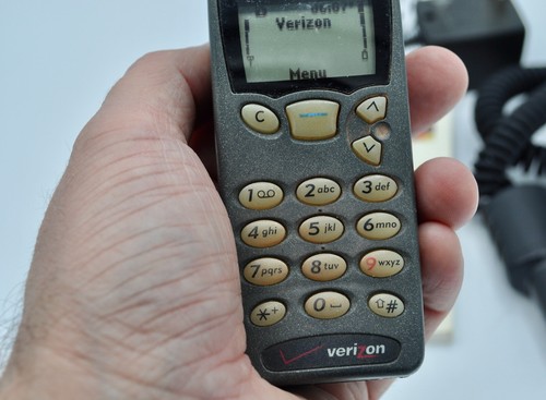 Vintage Nokia 5185i Cellphone with Chargers & Book Works Verizon - Afbeelding 5 van 6