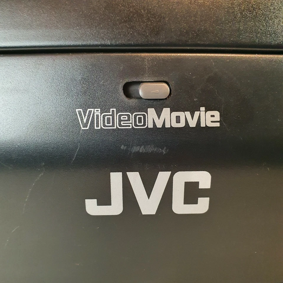 jvc video camera hard case GR-S55U camcorder carrying shoulder strap 2 keys - Image 2 of 4