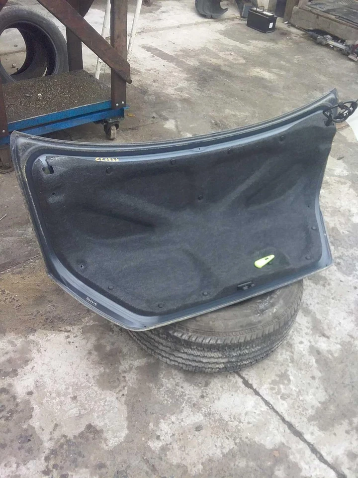 Used Deck Lid fits: 2004 Toyota Camry w/o spoiler Grade A Foto 3 de 4