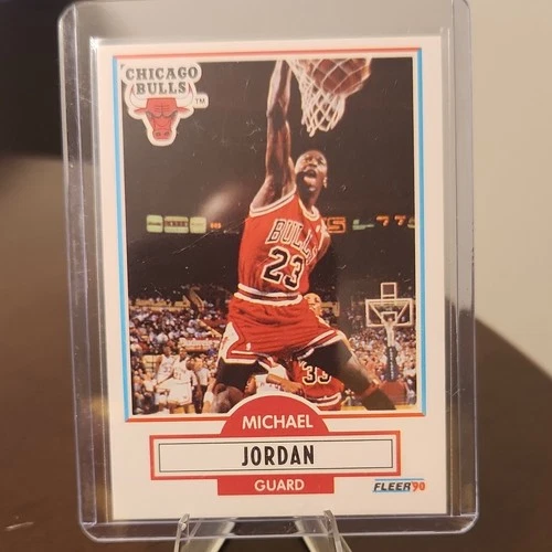Fleer 1990-91 Michael Jordan #26 Chicago Bulls NBA Basketball Card Base Set