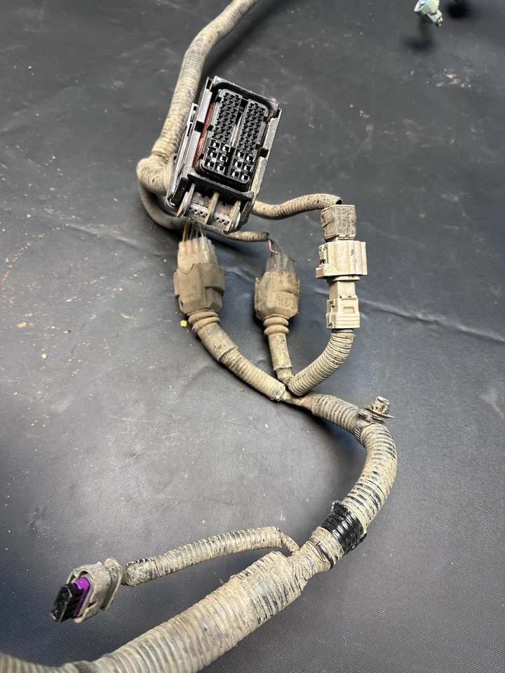 TOYOTA HILUX VIII Pick-up N1 AdBLUE Tank Wiring Loom 2.4 Diesel 2019 - Image 3 of 4