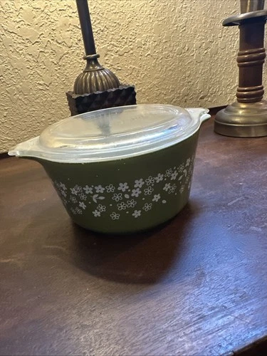 vintage pyrex casserole dish with lid green
