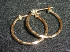 10K SOLID YELLOW GOLD TWIST HOOP EARRINGS
