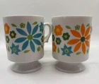 Vintage Milk Glass Daisy Mugs Set of 4 Pedestal Flower Power