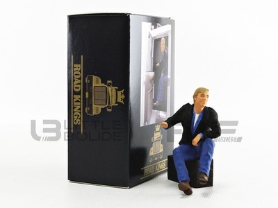 ROAD KINGS 1/18 - TRUCKER DRIVER GUNTHER FIGURES - SITTING RK18A004BL
