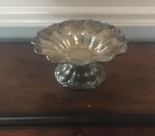 Vintage Apollo Silver Co. Quadruple Plate 925 Grapevine Pedestal Compote Bowl