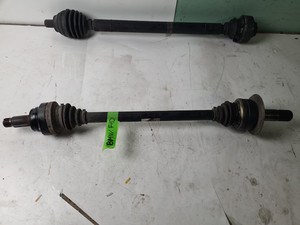 Original BMW  F10 F11  Abtriebswelle rechts Antriebswelle hinten 7581018 D=31MM