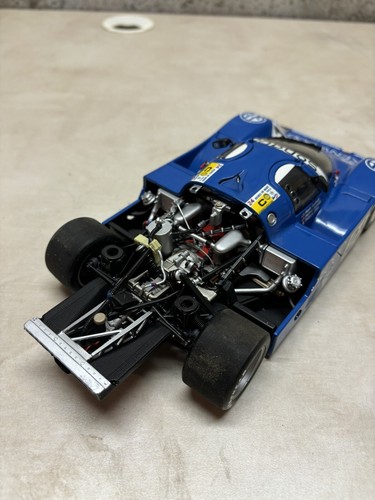 MINICHAMPS 1/18 Scale - 1983 Porsche 956 Kenwood - #21 Mario Andretti Le Mans - Picture 8 of 10