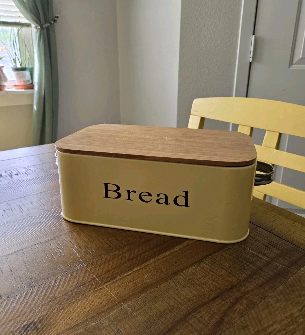 SVE Bake Modern Metal Bread Box with Bamboo Cutting Board Lid, Bread Storage
Opens in a new window o