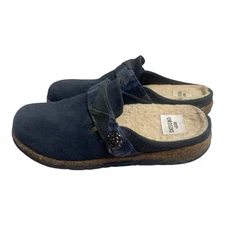 Earth Origins Suede Clogs Eloise Navy Sz  7