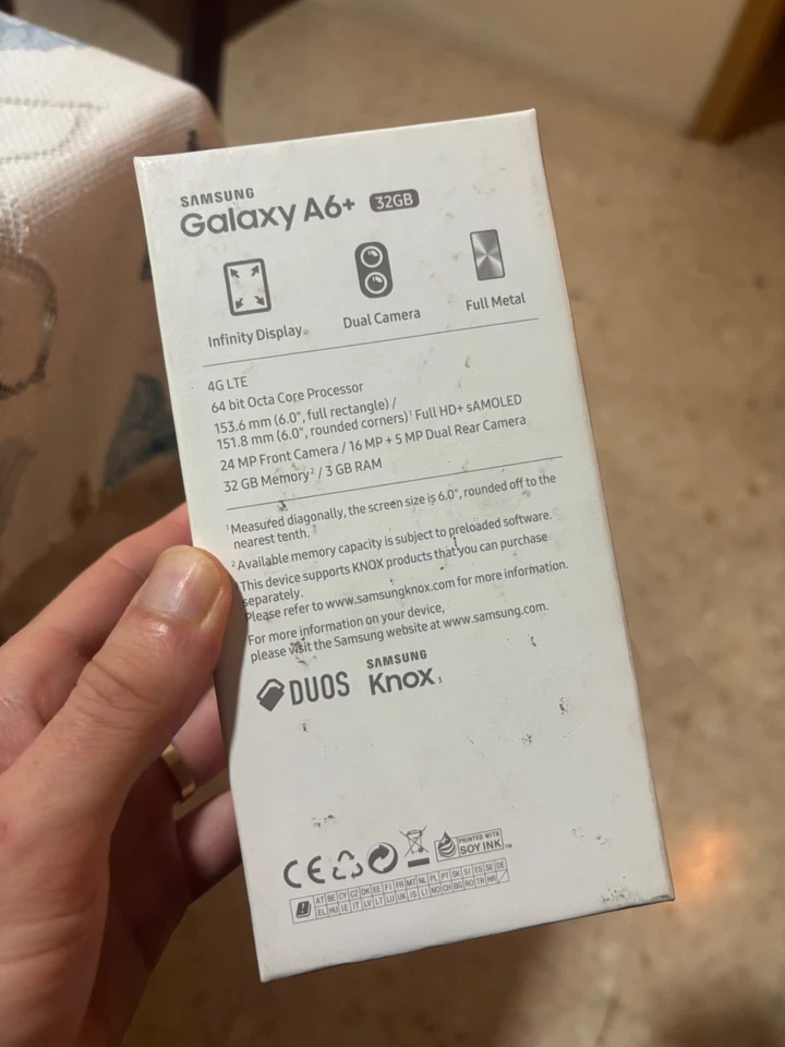 Samsung Galaxy A6+ · 32GB, foto 3 de 4
