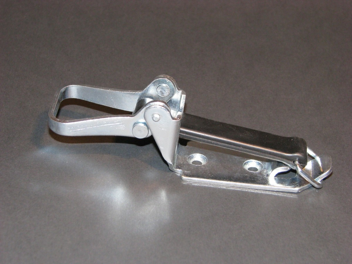 4 X Mounting brackets Shovel Shovel holder Axe holders Axe