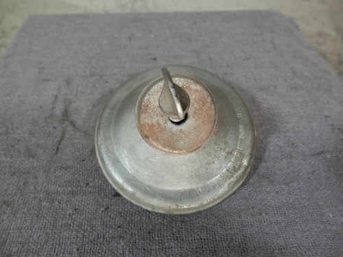 1963 Corvette Brake Master Cylinder Lid & Thumb screw - #5462389 - Bild 1 von 8