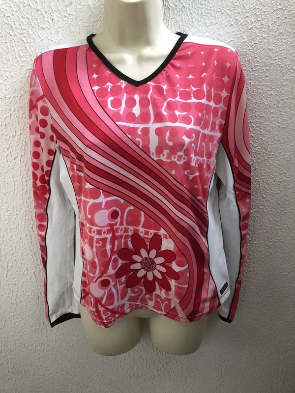 athleta pull over long sleeve white pink shirt