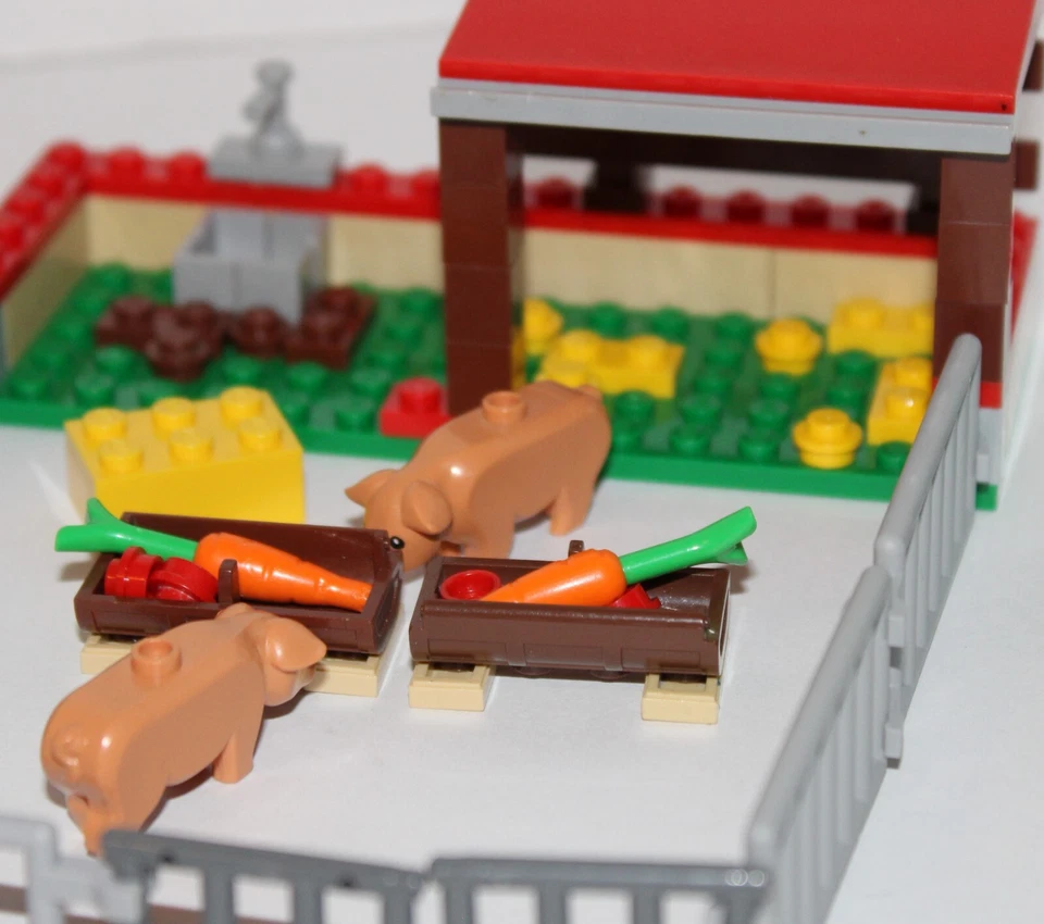 Retired in 2011 City Lego set #7684 Pig Farm & Tractor 100% complete! - Image 4 of 4