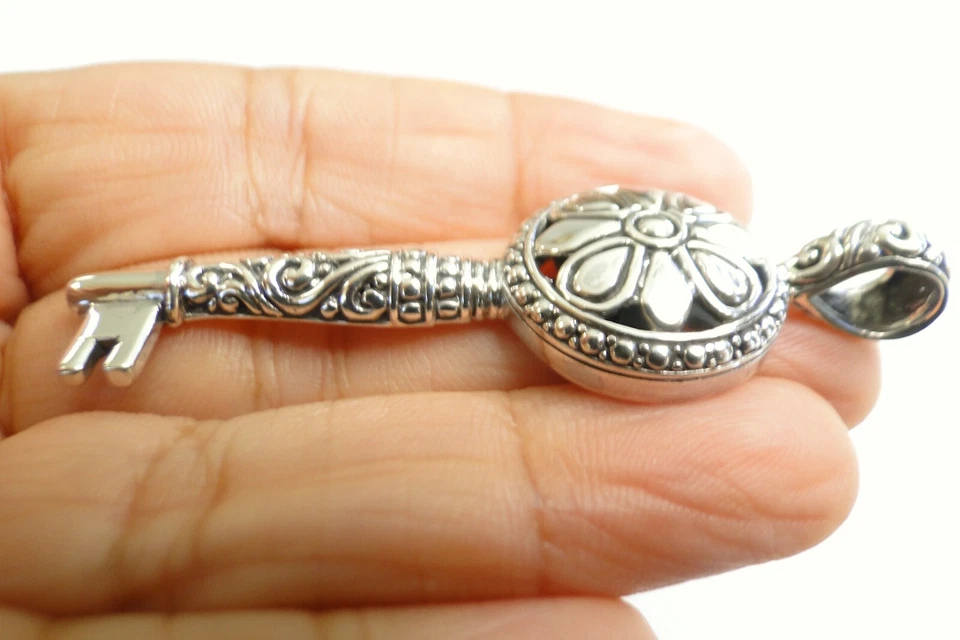 Key Charm No Stone 925 Pure Sterling Silver Pendant - Image 4 of 4