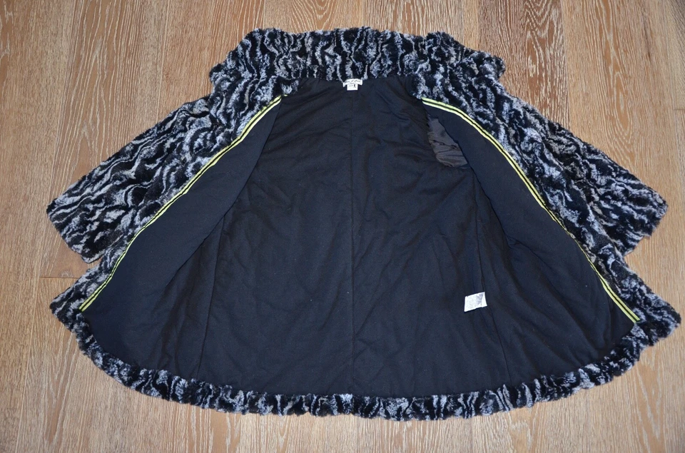 Abrigo de piel sintética Eliane et Lena Girls talla 6 usado en excelente estado Foto 4 de 4