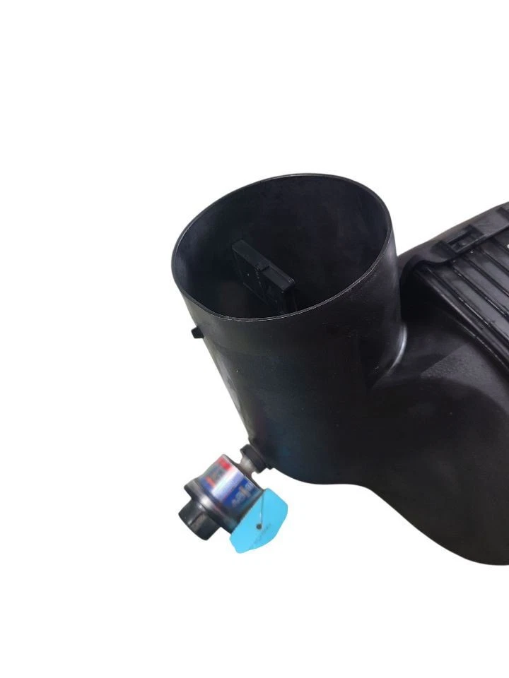 Purificador de aire 6,6 L para camioneta Sierra 2500 07-10 646616 Foto 3 de 4