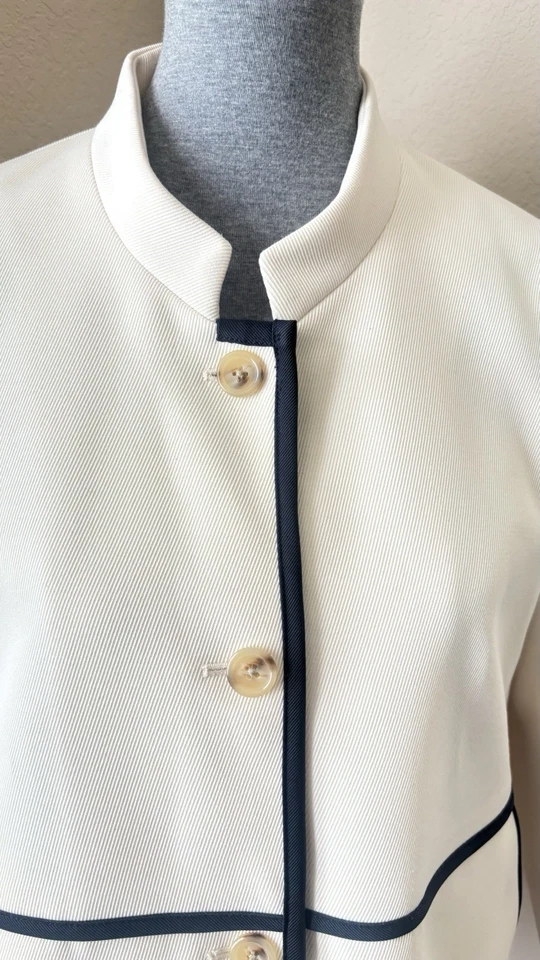 J.Crew Size 6 Cream Navy Trimmed Tipped Twill Mandarin Collar Jacket Blazer - Image 3 of 4