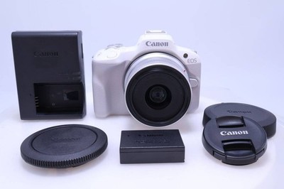 Under 2,000 Shutter Count Near Mint Canon EOS R50 Standard Zoom Lens Kit