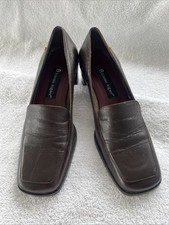 vintage etienne aigner "status" leather 2" heel slide on pumps size 6m EUC m2