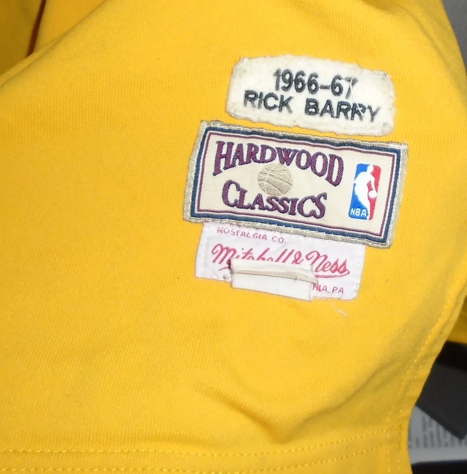 Rick Barry 1966-67 NBA Golden State Warriors Mitchell and Ness Jersey Size XXL - Image 3 of 4
