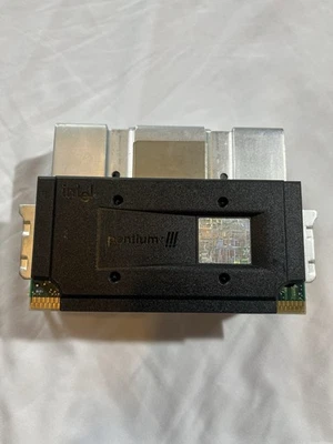 Intel Pentium III Computer Processors 700 MHz Bus Speed for sale