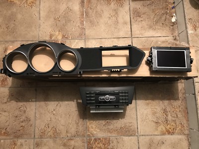 Mercedes Audio 20 CD-Wechsler 6-fach Display mit KI Rahmen NTG 4.5 C-Klasse 204