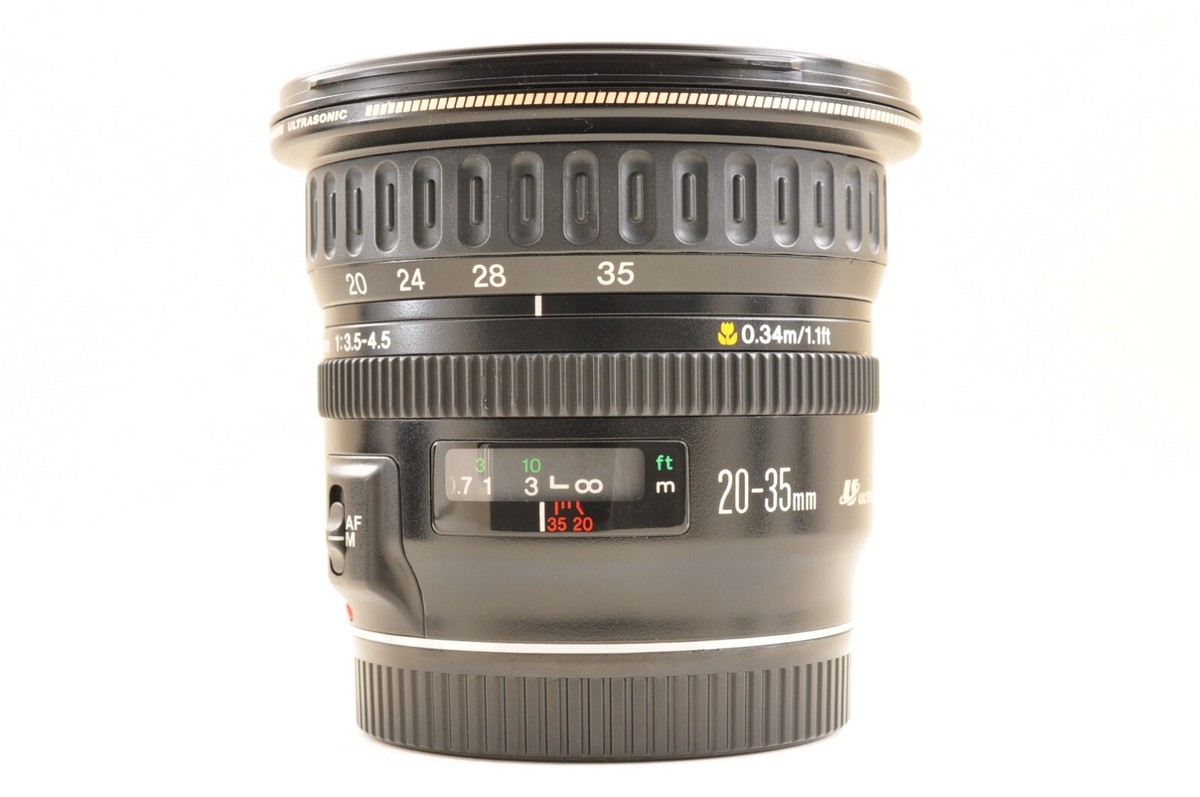 Canon EF 20-35mm F/3.5-4.5 USM Zoom Lens EF mount *Near Mint