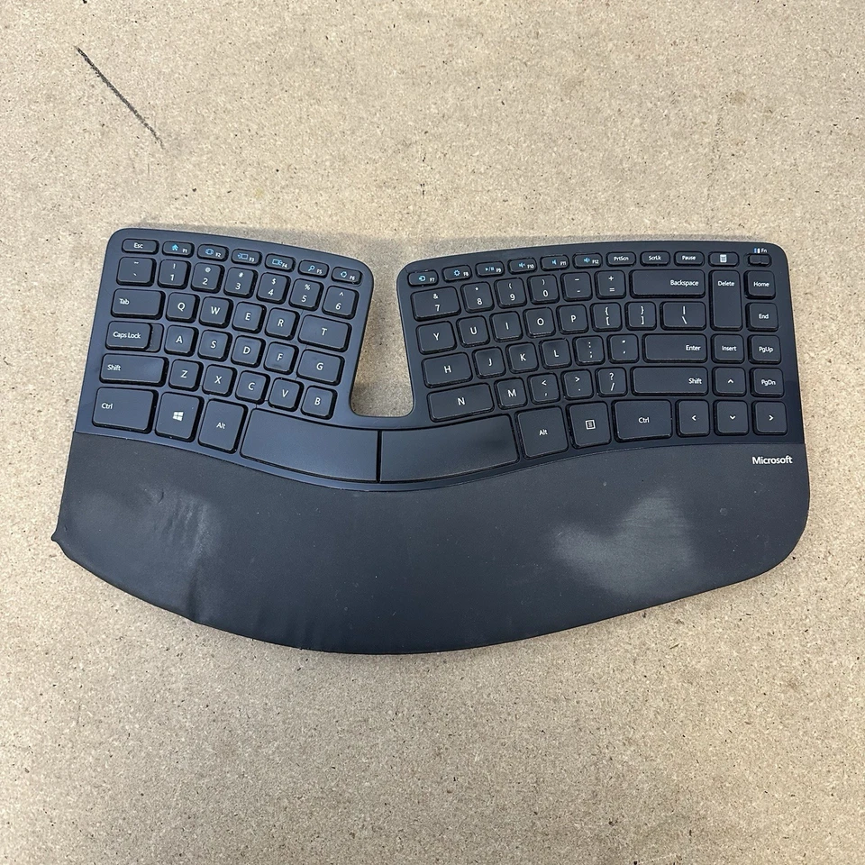 Microsoft Sculpt Ergonomic Wireless Keyboard Surface 1559 W/ Dongle Tested - Image 2 of 4