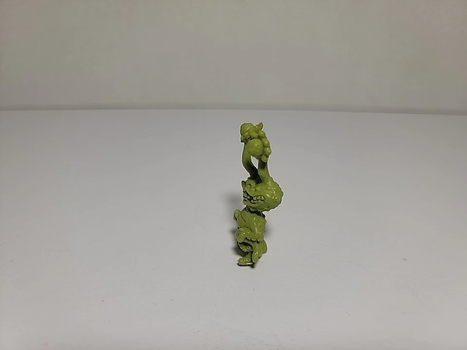 Figura de colección Teenage Mutant Ninja Turtle Playmate TMNT Joe Eyeball Muckman verde Foto 2 de 4