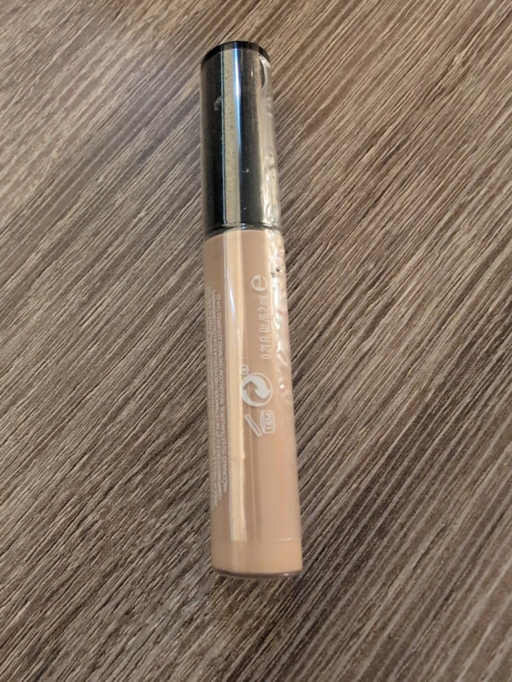 Revlon ColorStay Concealer #030 Light Medium 0.21oz - Image 2 of 2