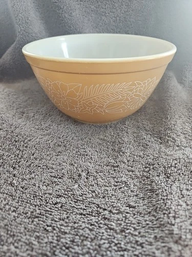 Vintage Pyrex Woodlands Nesting Mixing Bowl Medium Bowl Brown/Tan #402
