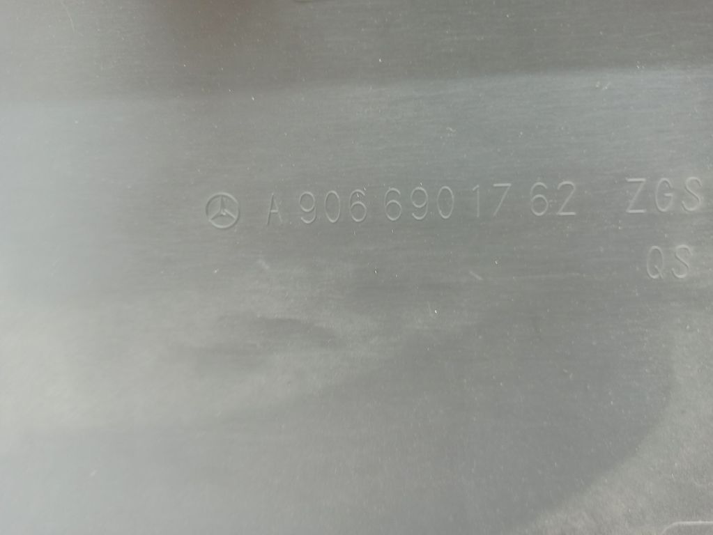 Picture 8 of 9