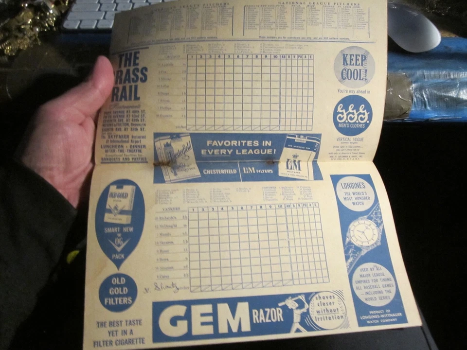 1957 YANKEES VS CHICAGO WORLD CHAMPIONS OFFICIAL PROGRAM & SCORE BOOK TUB BP - Image 2 of 4