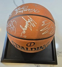 Autographed Basketball Lebron James Draymond Green Damian Lillard Nneka & MORE!