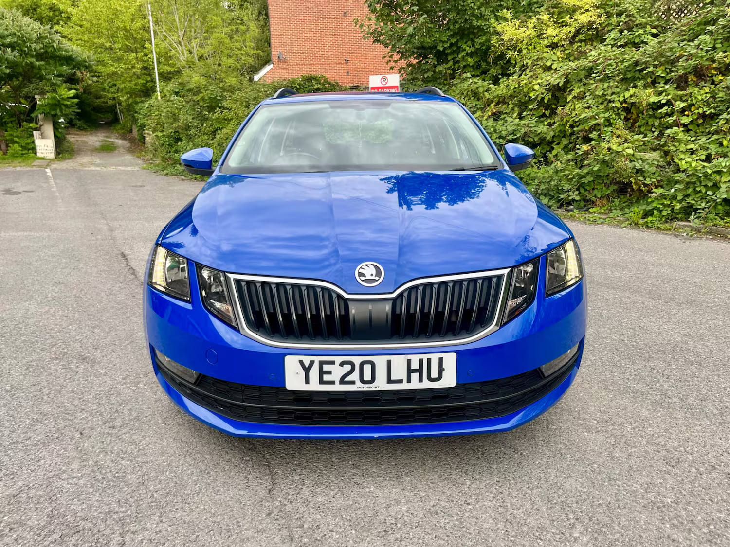2020 Skoda Octavia, photograph 2