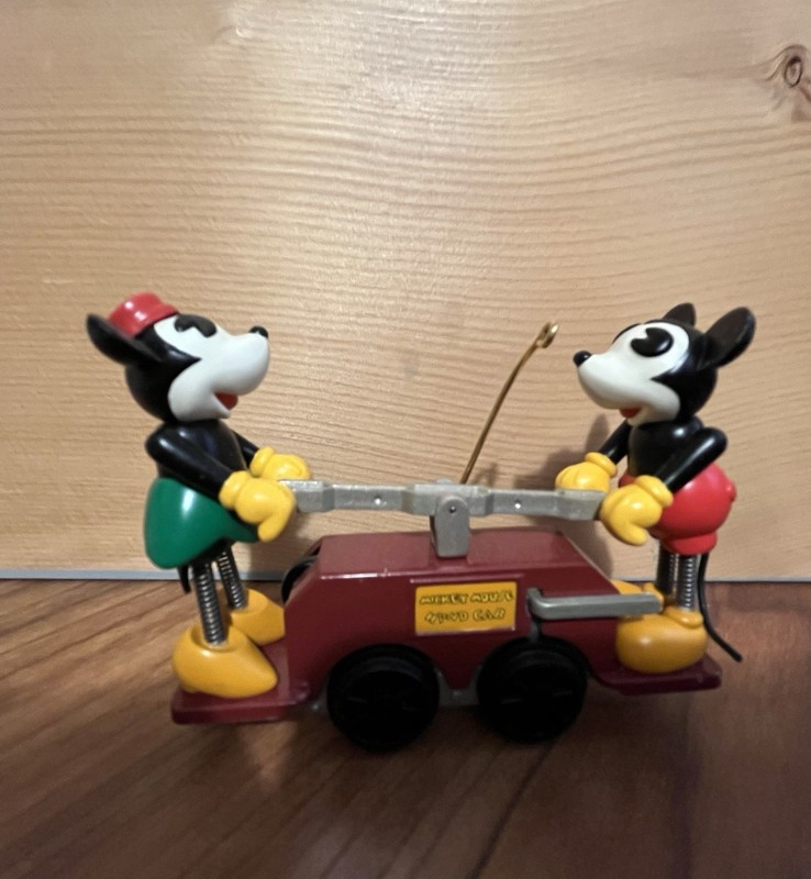 Hallmark Keepsake Ornament Mickey and Minnie Lionel Handcar Ornament 1998
