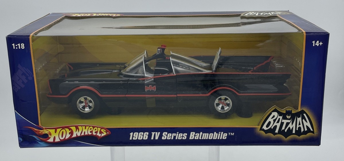 ミニカー Hot Wheels 1966 TV Series Batmobile Amazon.com: Hot Wheels Batman Classic TV Series Batmobile