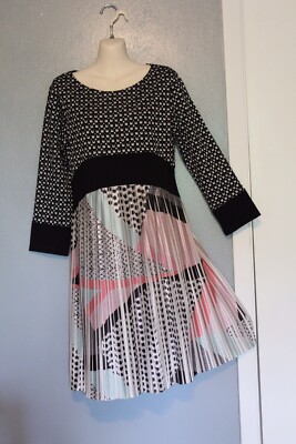 NWT Save The Queen Abito 3/4 Sleeve Accordion Pleated Dress Large