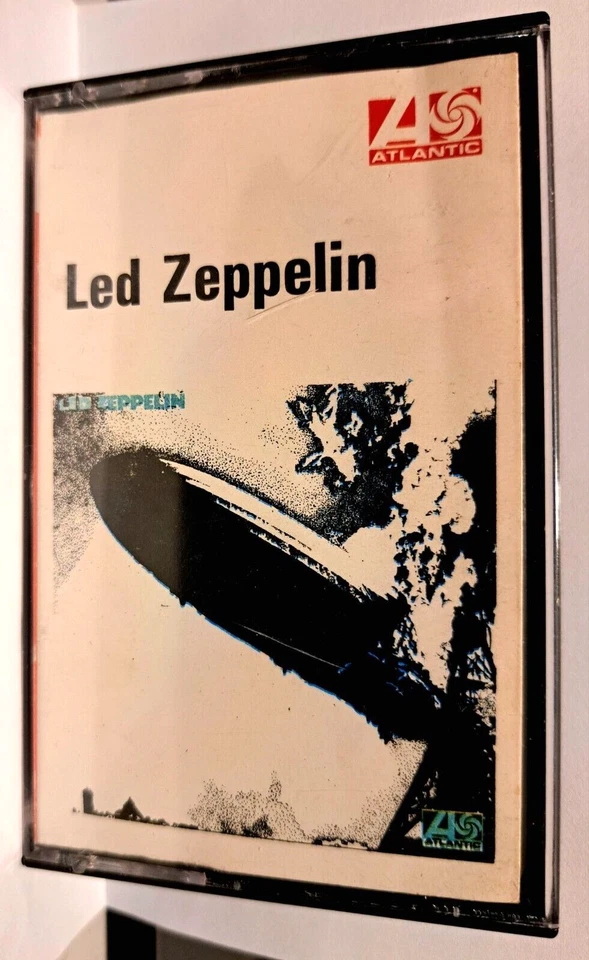 TURQUOISE LED ZEPPELIN RARE CASSETTE SUPERB SOUND PAPER LABEL DAMAGED SIDE 1 - Image 2 of 4