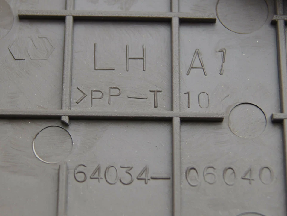 1994-1996 Toyota Camry LH Rear Speaker Grille New OEM Oak Brown 6403406040E0 - image 2 of 4