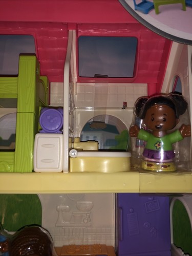 Fisher Price Little People SURPRISE & SOUNDS HOME House African American Figures - Picture 3 of 7