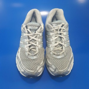 adidas light blue running shoes