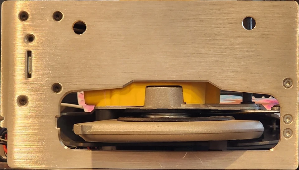 Soporte de montaje en pared para sierra circular Dewalt 7 1/4 XR (DWE575, 7,25") Foto 3 de 4