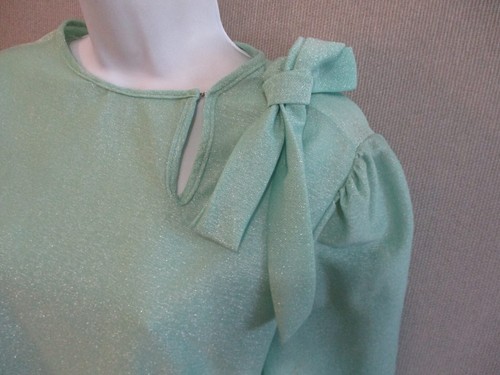 Vintage ECCOBAY Sparkly Green Blouse Size Medium - Picture 3 of 6